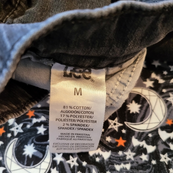 5/$13 Lee Jeans - Picture 3 of 3